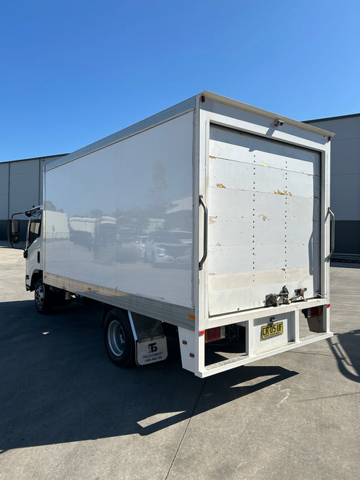 2018 Isuzu Npr 45-155 - SOLD