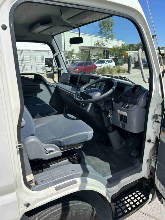 2016 Fuso 515 Canter Pantech - SOLD
