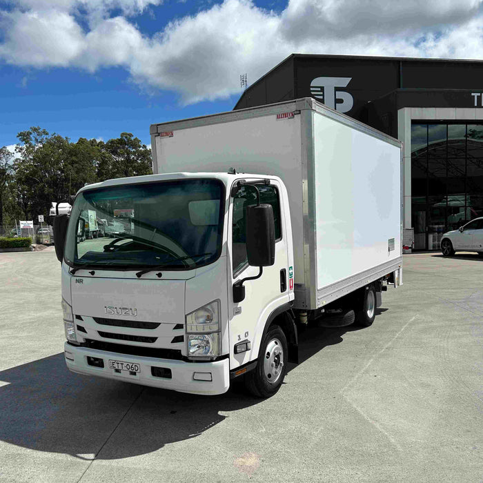 2017 Isuzu Nnr 45 150 - SOLD