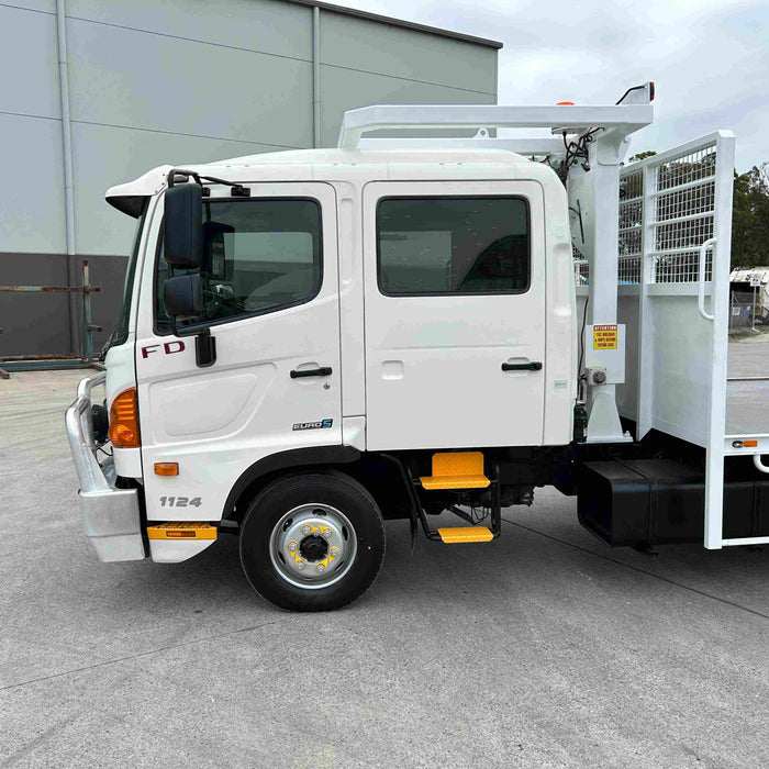 2015 Hino FD 1124 - SOLD