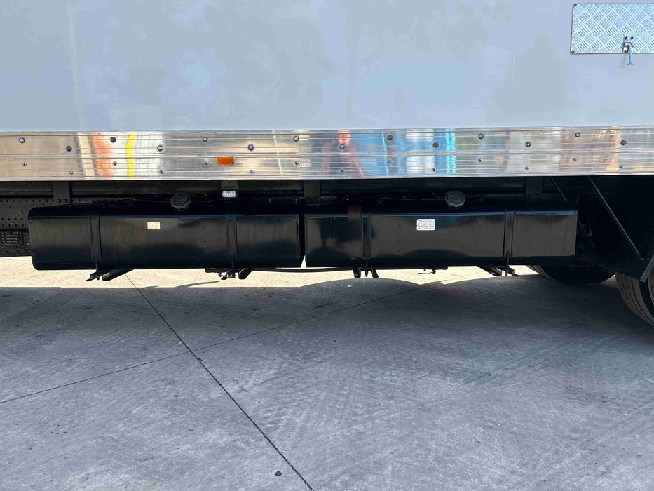 2015 Isuzu FSD 700 Long - SOLD