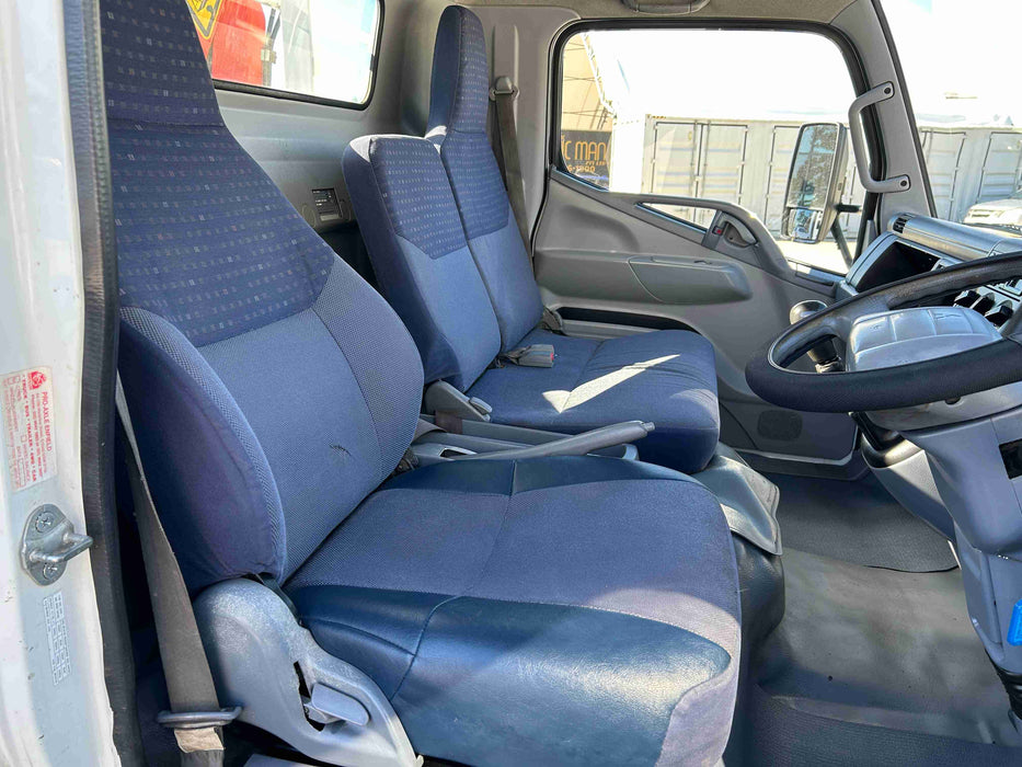 2009 Mitsubishi Canter 2.0 - SOLD