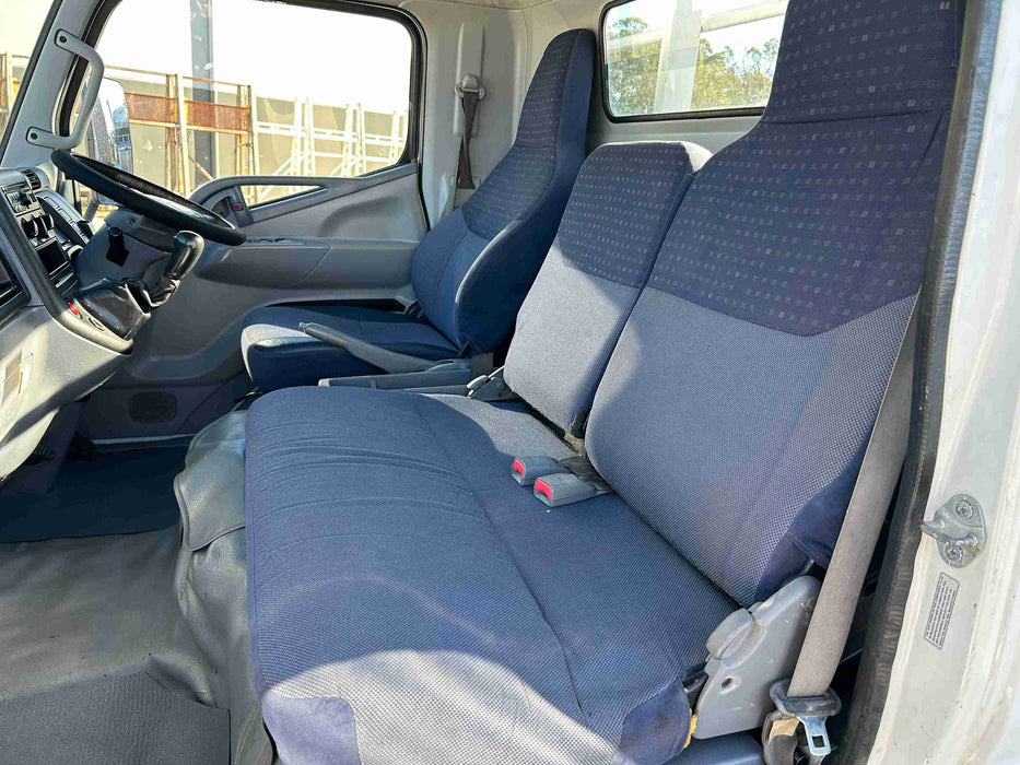 2009 Mitsubishi Canter 2.0 - SOLD