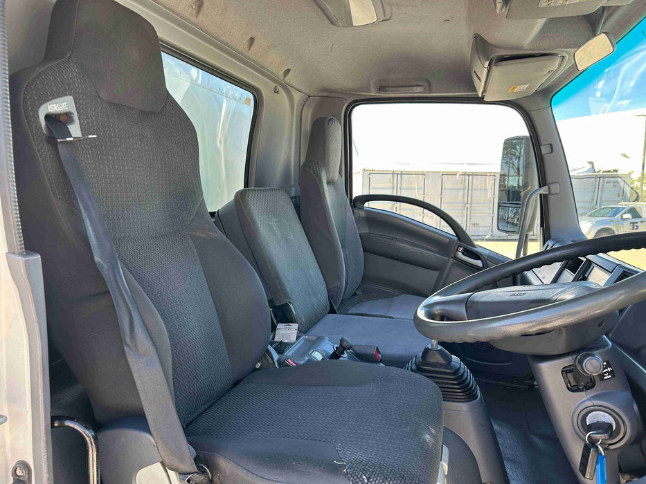 2014 Isuzu Frr 500 Long - SOLD