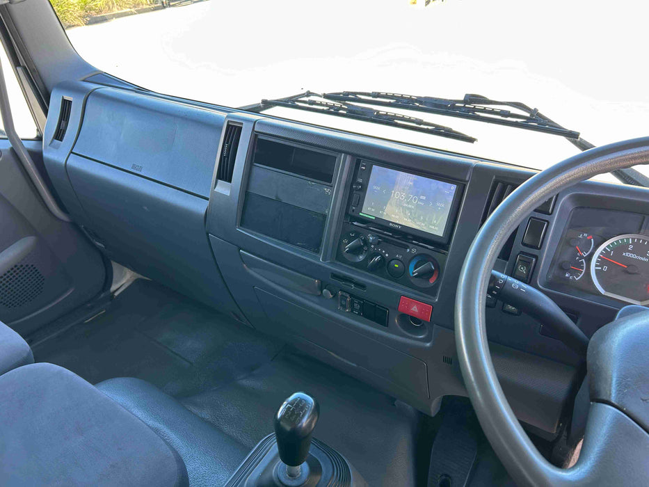 2014 Isuzu Frr 500 Long - SOLD