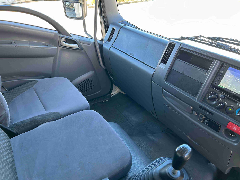 2014 Isuzu Frr 500 Long - SOLD