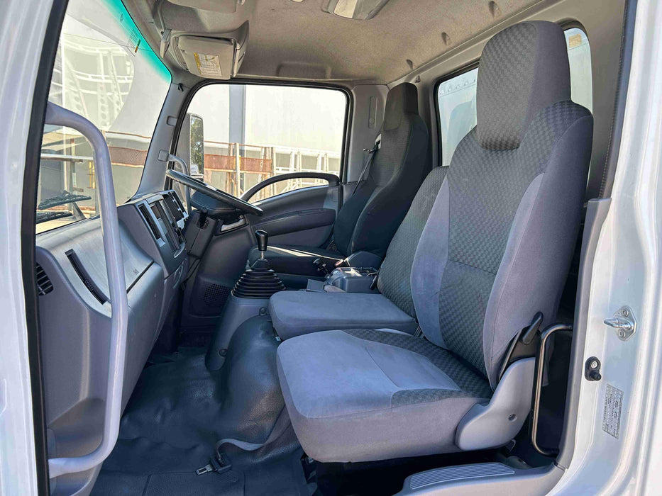 2014 Isuzu Frr 500 Long - SOLD