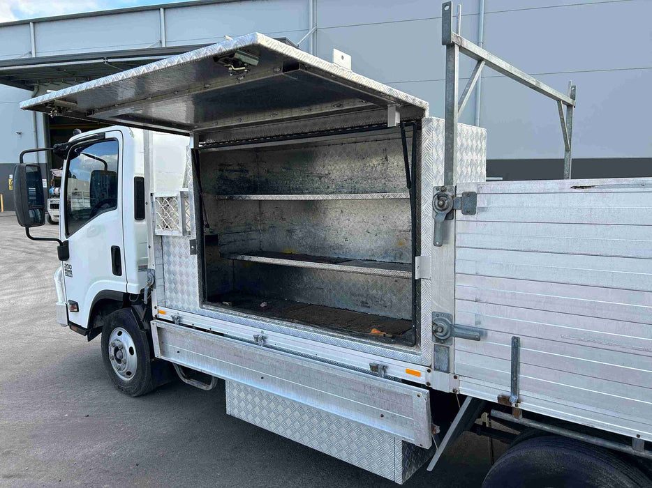 2014 Isuzu NPR 200 - SOLD