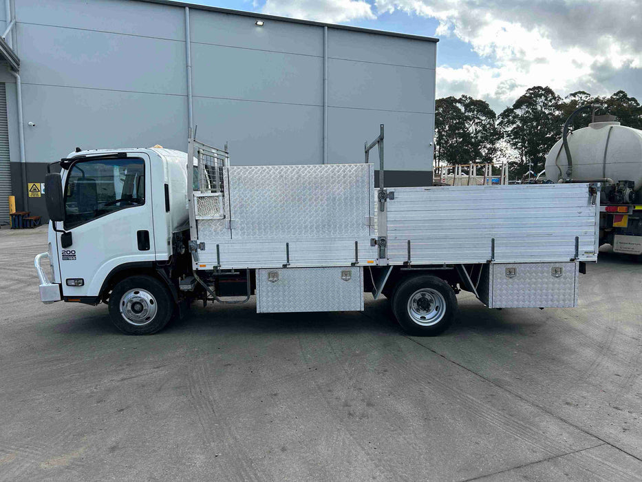 2014 Isuzu NPR 200 - SOLD