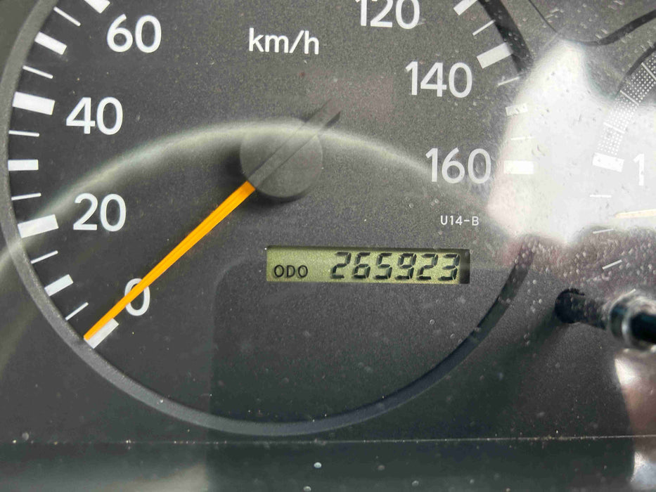 2009 Hino 300
