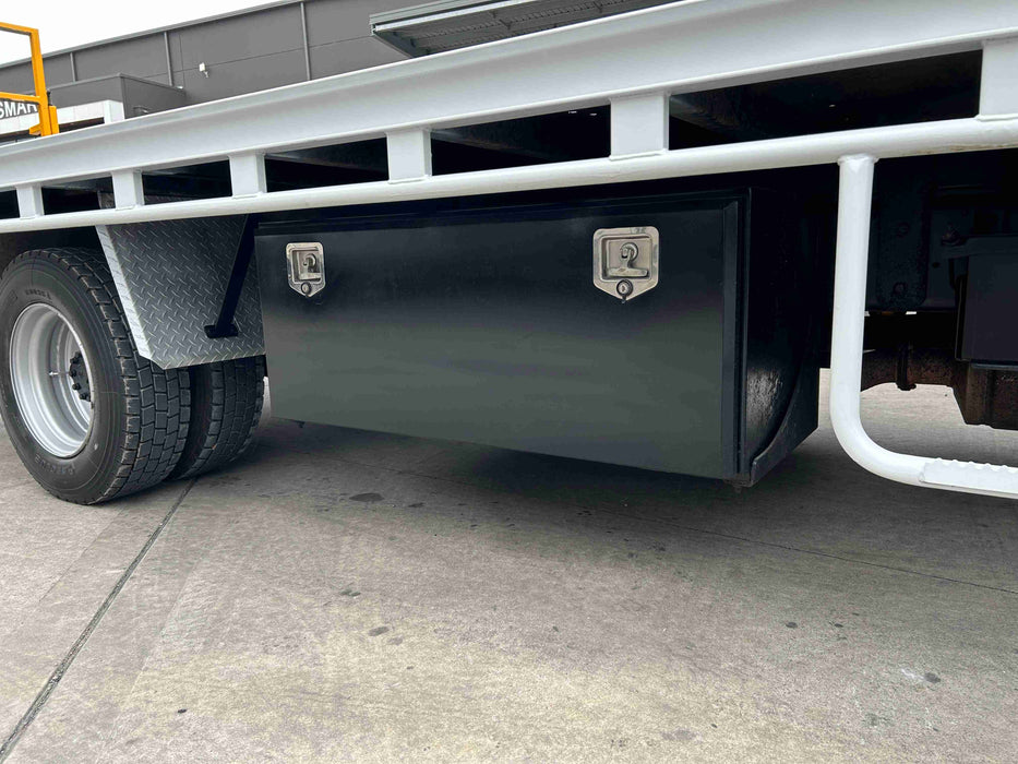2015 Hino FD 1124 - SOLD