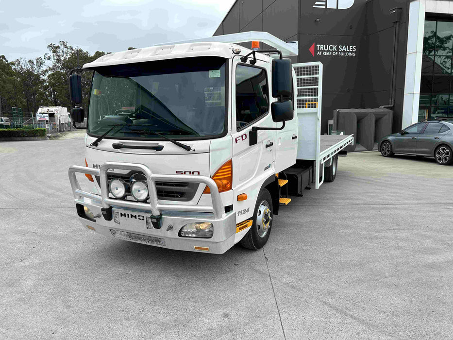 2015 Hino FD 1124 - SOLD