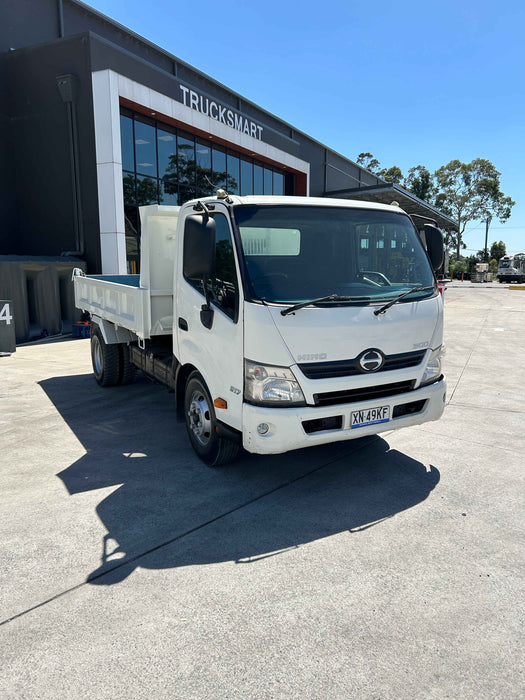 2013 Hino 917 - 300 Series