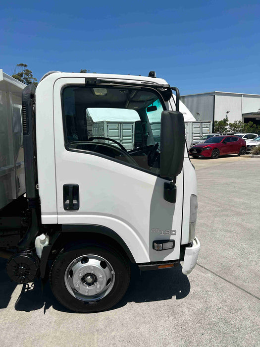 2018 Isuzu NPR 65-190 Tipper