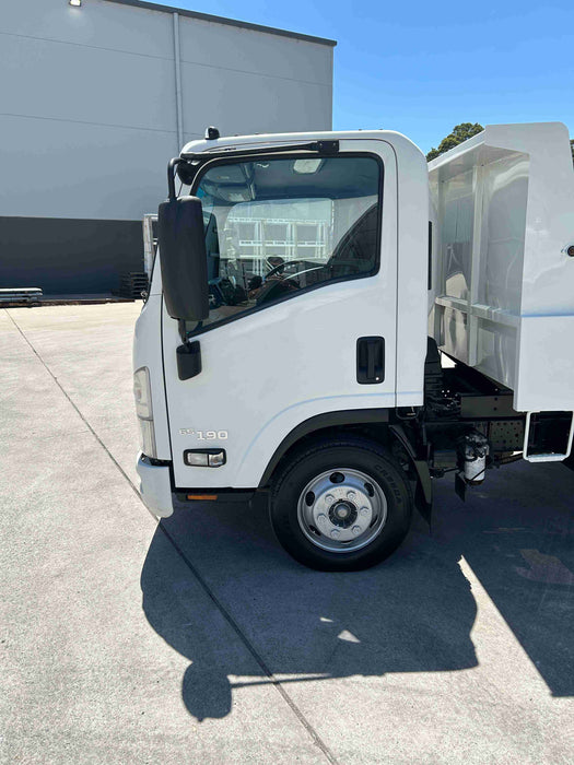 2018 Isuzu NPR 65-190 Tipper