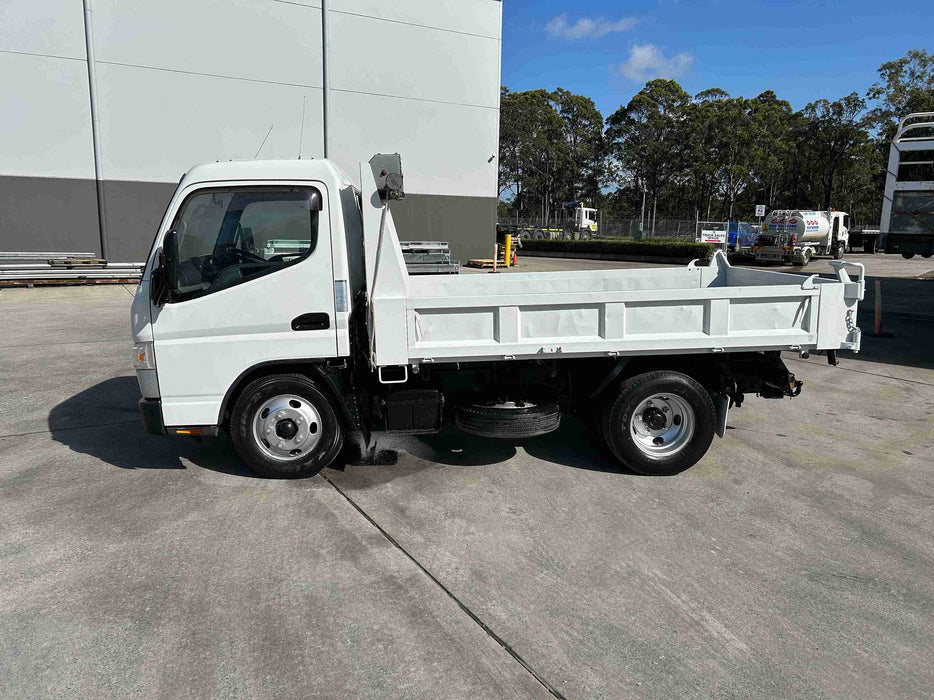 2015 Fuso Canter 515