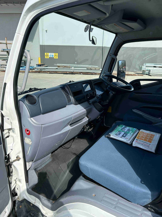 2015 Fuso Canter 515