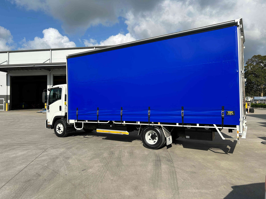 2011 Isuzu Frr 500  - 10 Pallet Curtainsider