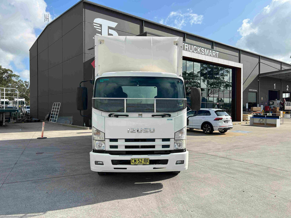 2011 Isuzu Frr 500  - 10 Pallet Curtainsider