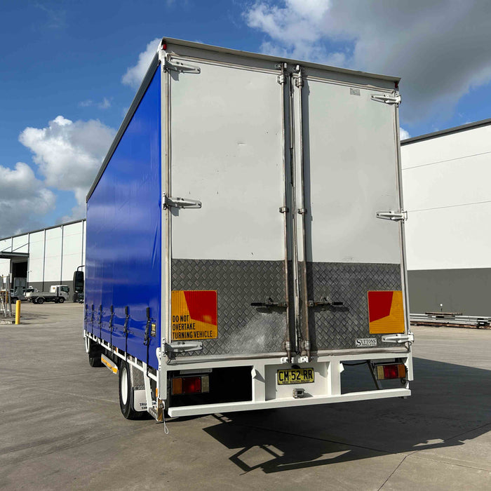 2011 Isuzu Frr 500  - 10 Pallet Curtainsider