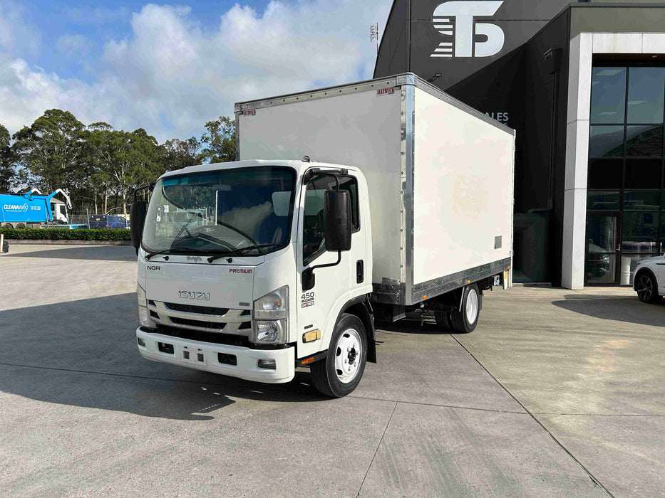 2013 Isuzu Nqr 450 Medium