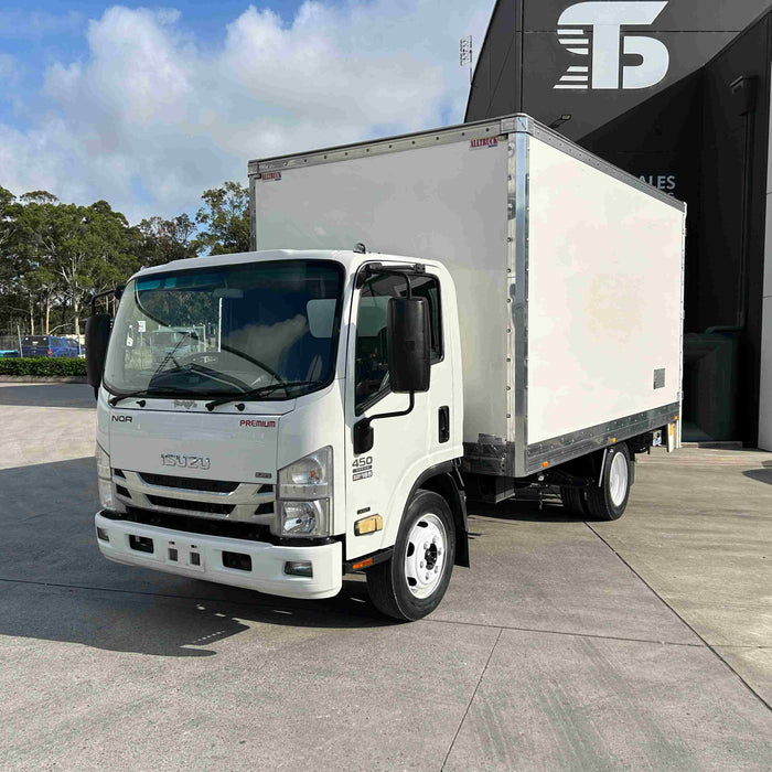 2013 Isuzu Nqr 450 Medium