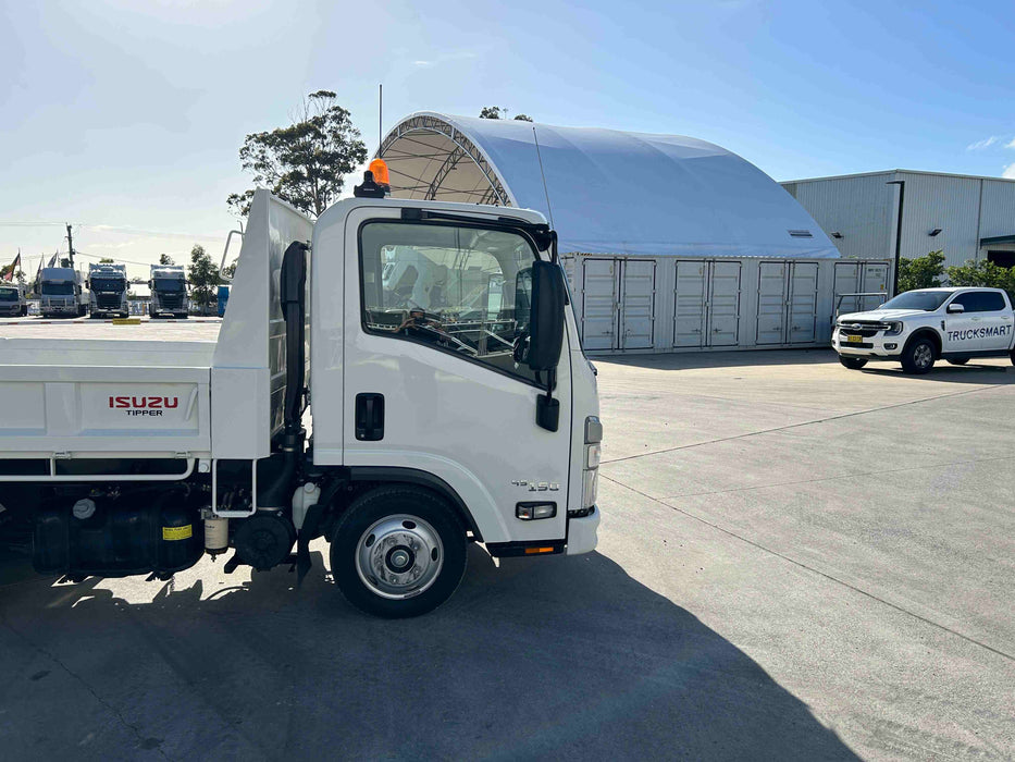 2022 Isuzu NLR 45-150 Tipper