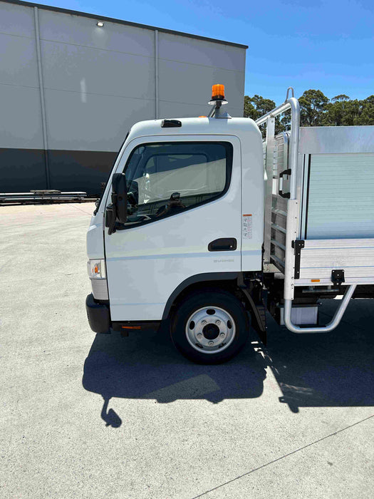 2022 Fuso CANTER 515