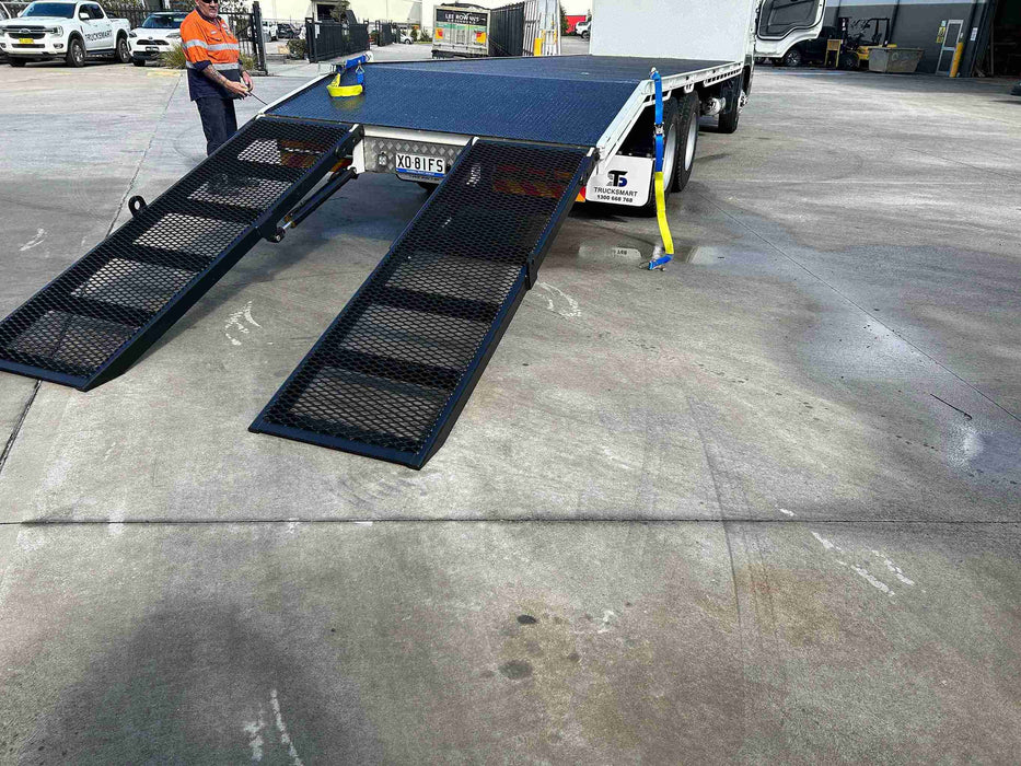2012 Fuso FV