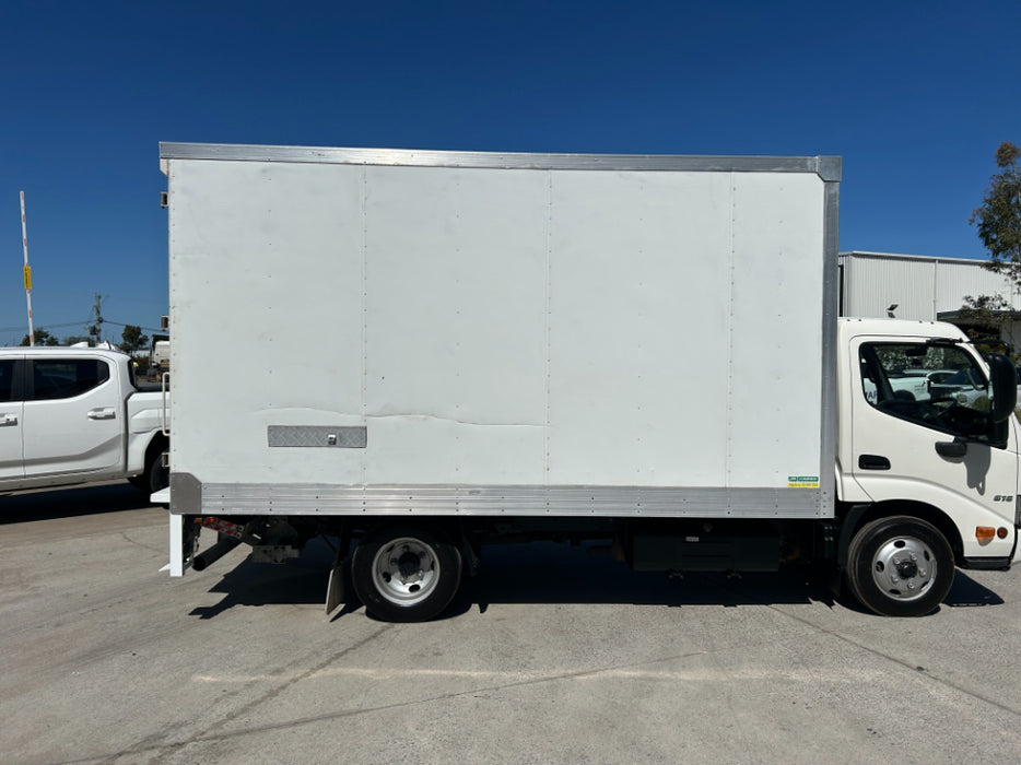 2021 Hino 300 616