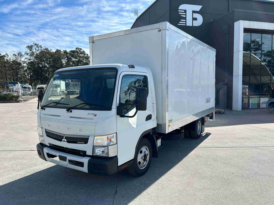 2021 Fuso CANTER 515