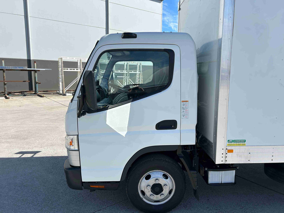 2021 Fuso CANTER 515
