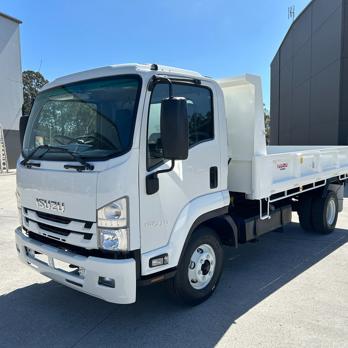 2018 Isuzu Frr 107-210