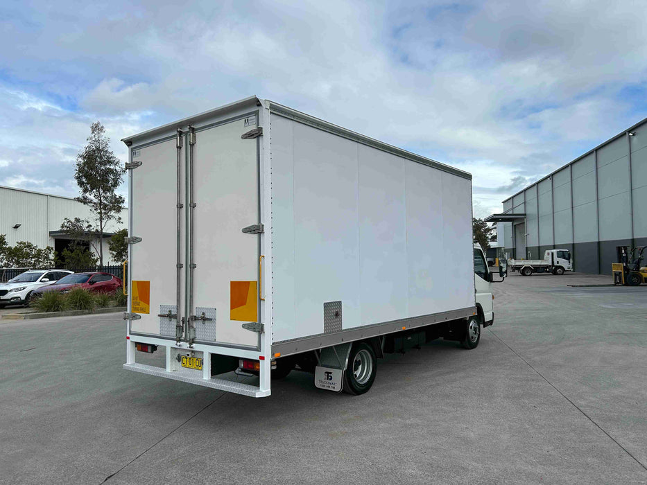 2019 Fuso Canter 615