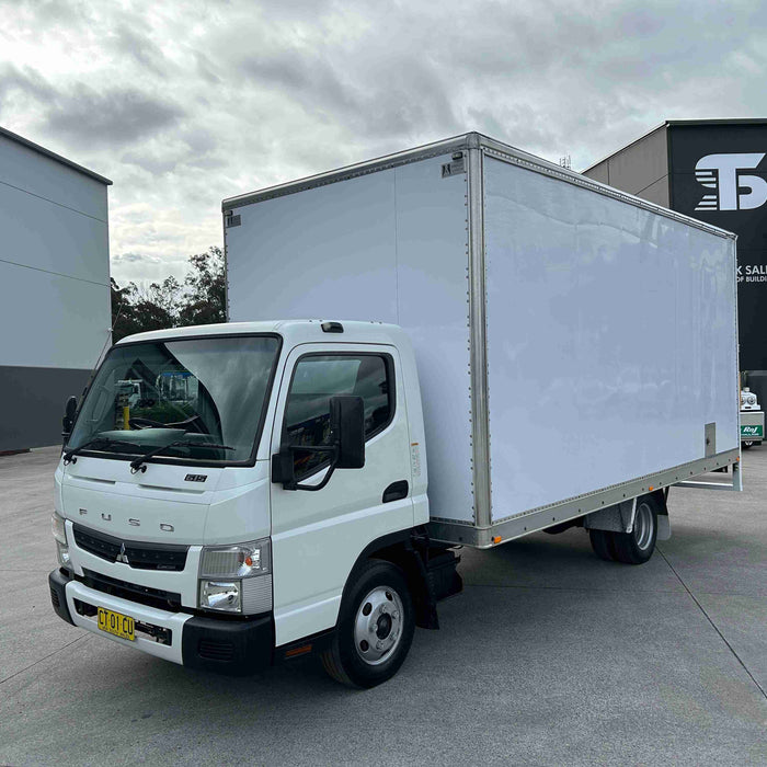 2019 Fuso Canter 615