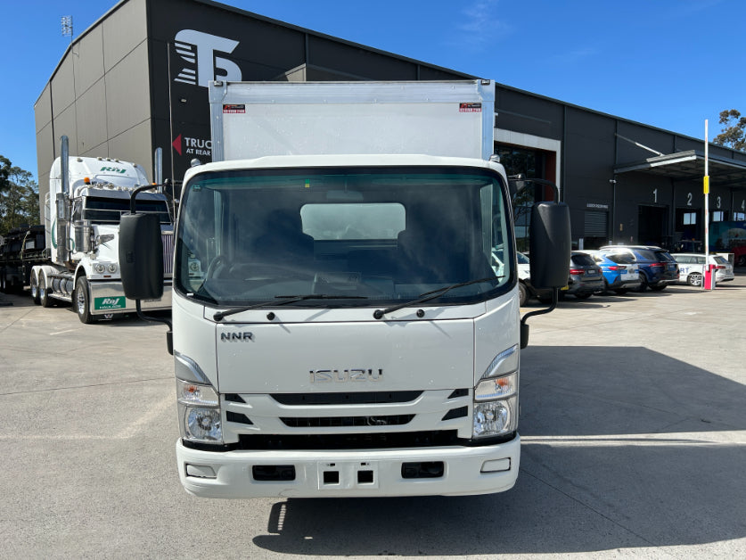 2024 Isuzu Nnr 45 150