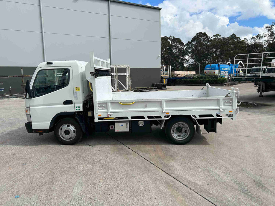 2017 Fuso Canter 515