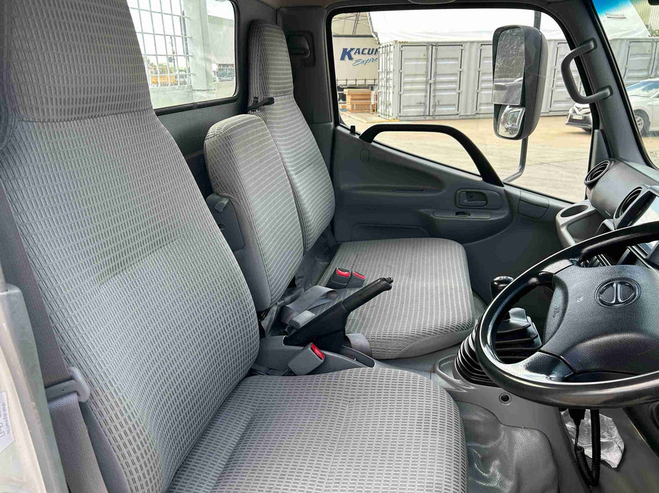 2013 Hino 300 Series 616