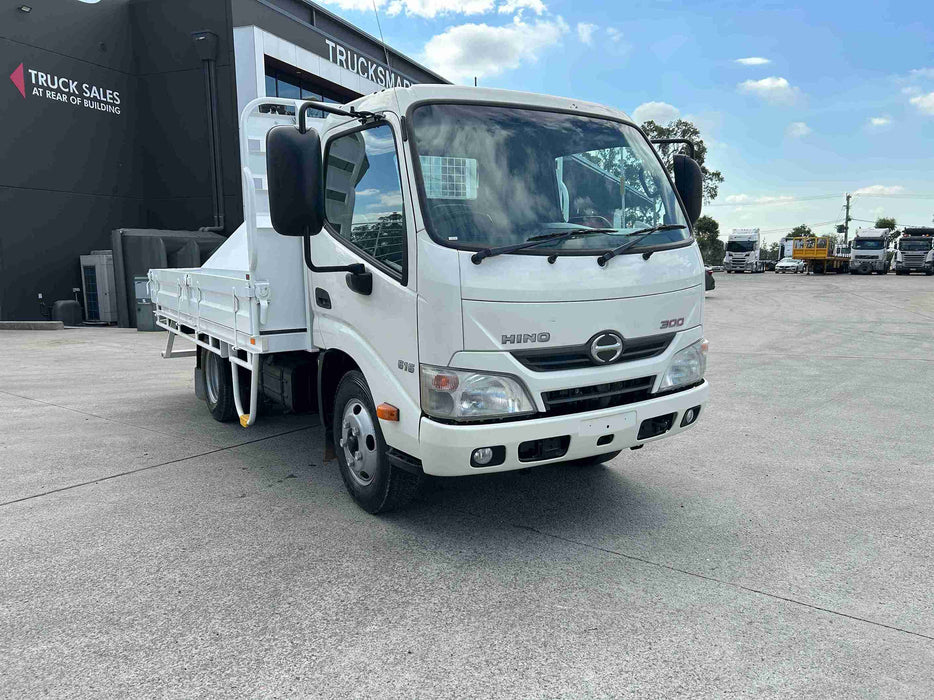 2013 Hino 300 Series 616