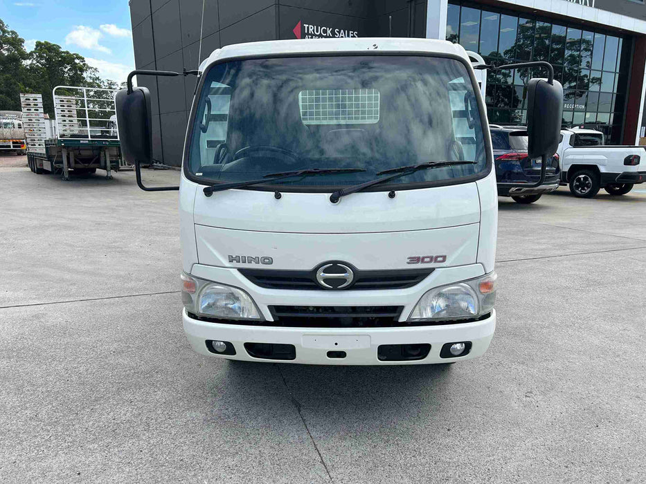 2013 Hino 300 Series 616