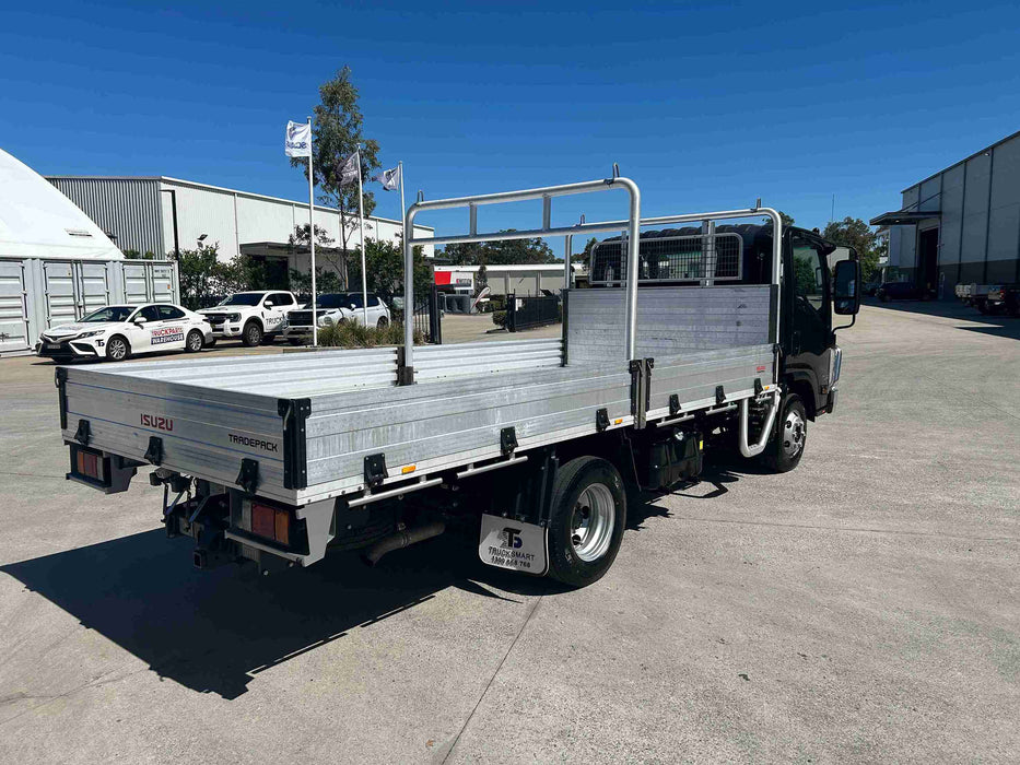 2022 Isuzu N Series NPR 45/55-155 Tradepack NPR TRADEPACK