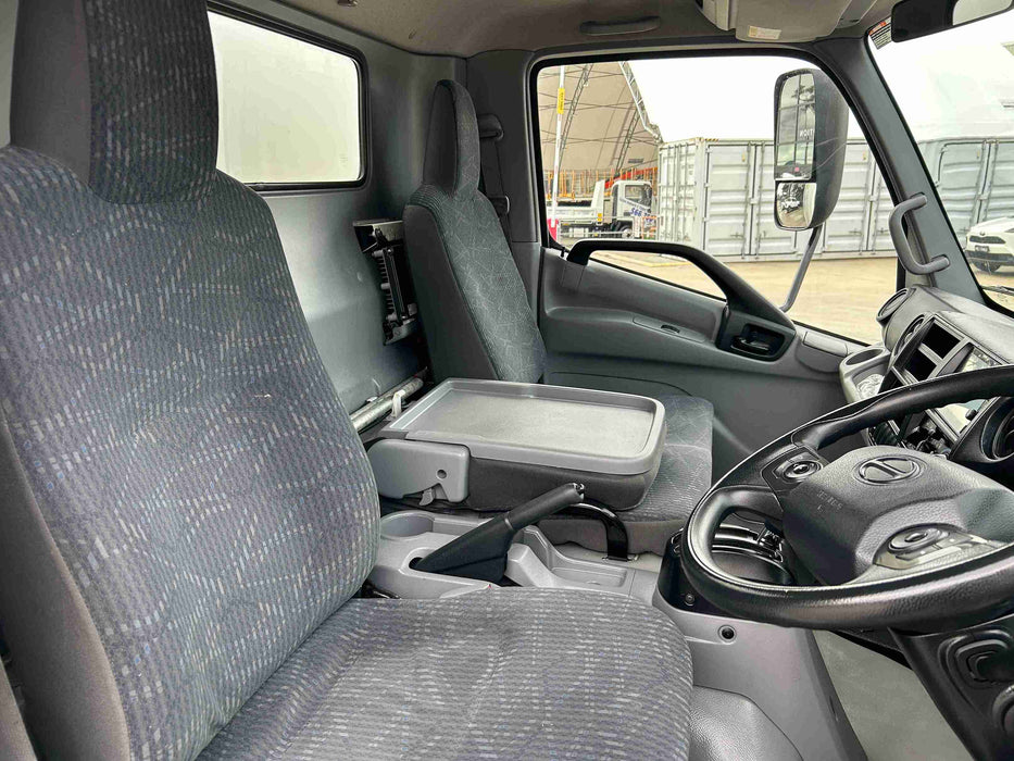 2021 Hino 300 Series 616