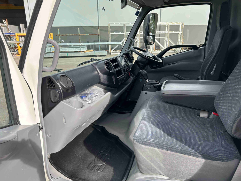 2021 Hino 300 Series 616