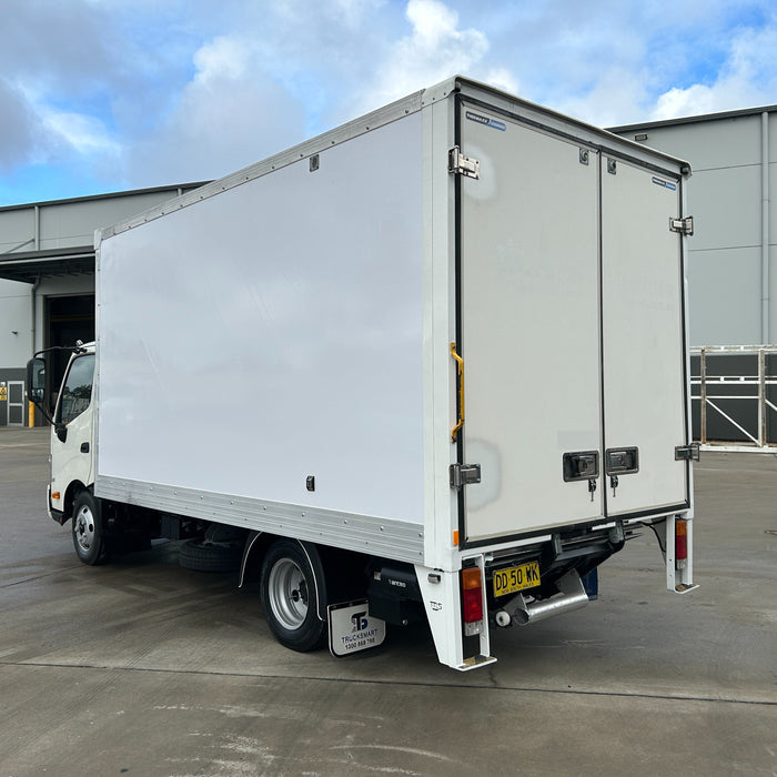 2021 Hino 300 Series 616