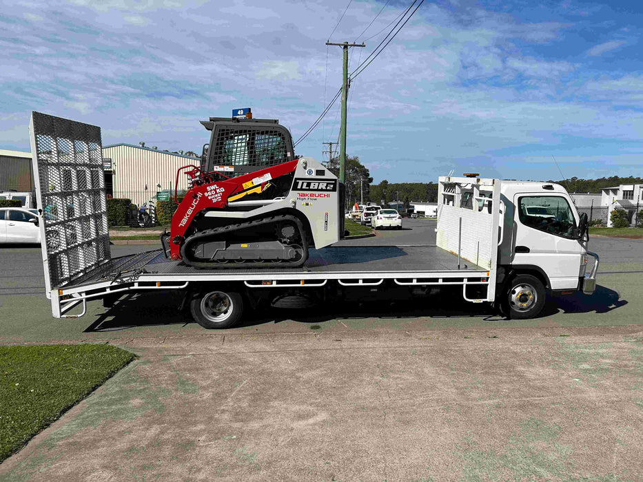 2018 Mitsubishi Fuso Canter 918