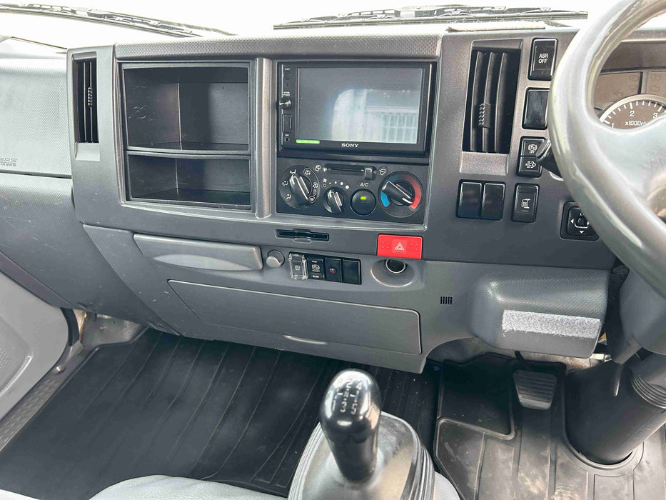 2014 Isuzu NLR 200 - SOLD
