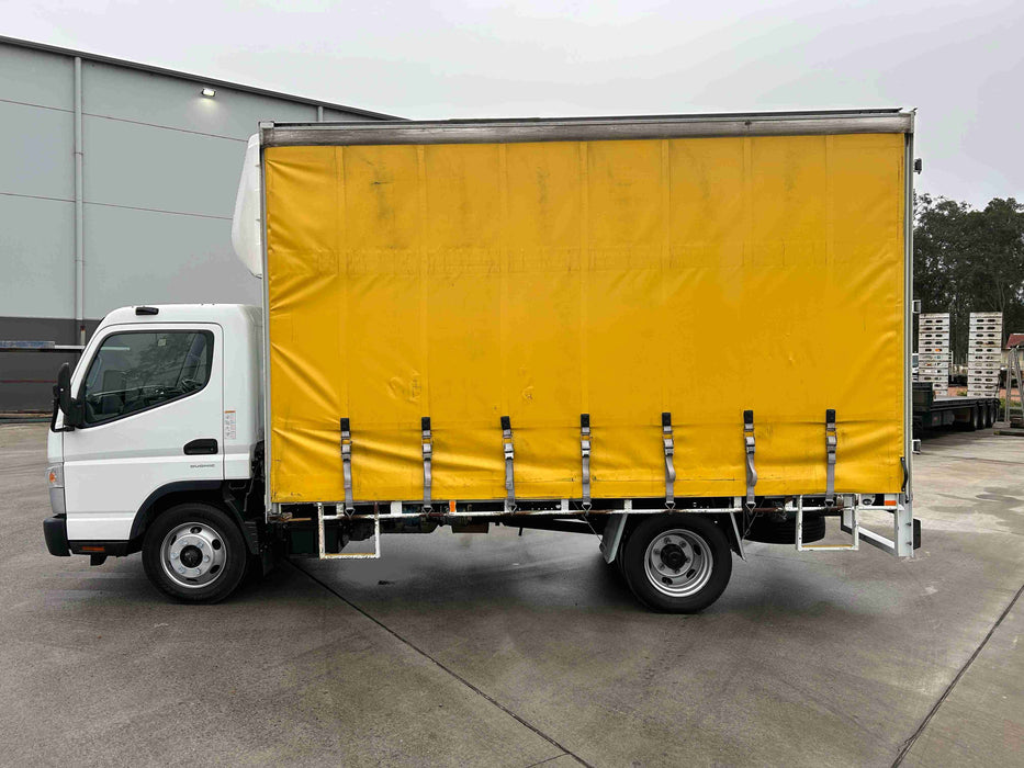 2018 Fuso Canter 815