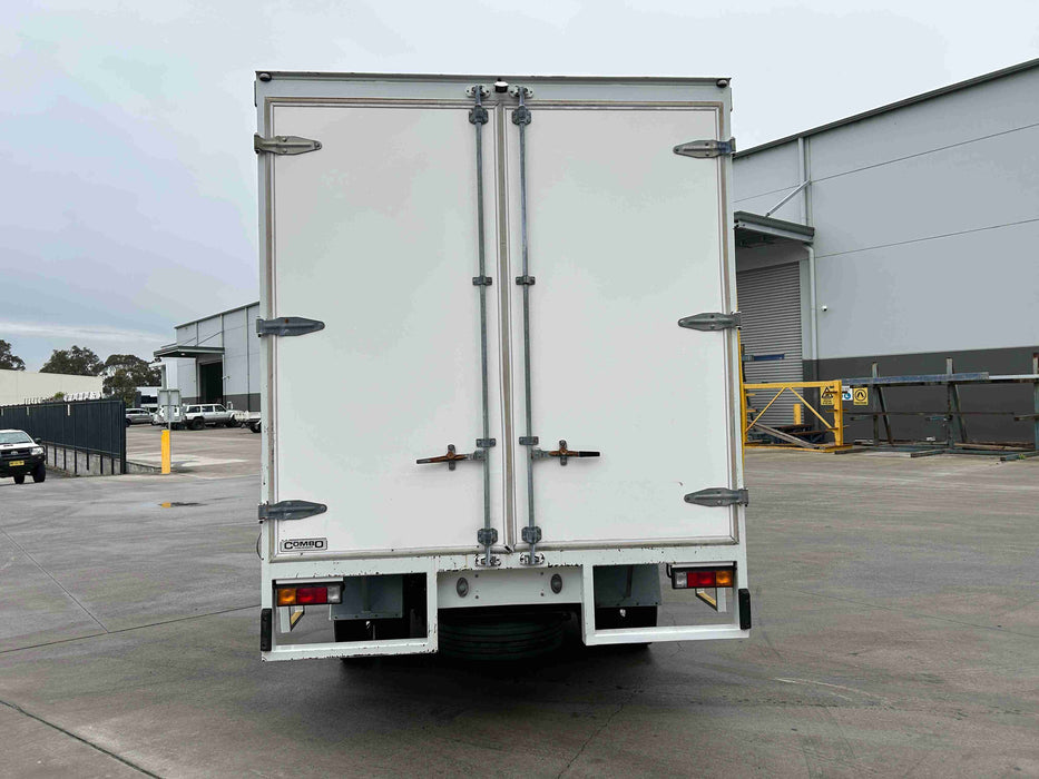 2018 Fuso Canter 815