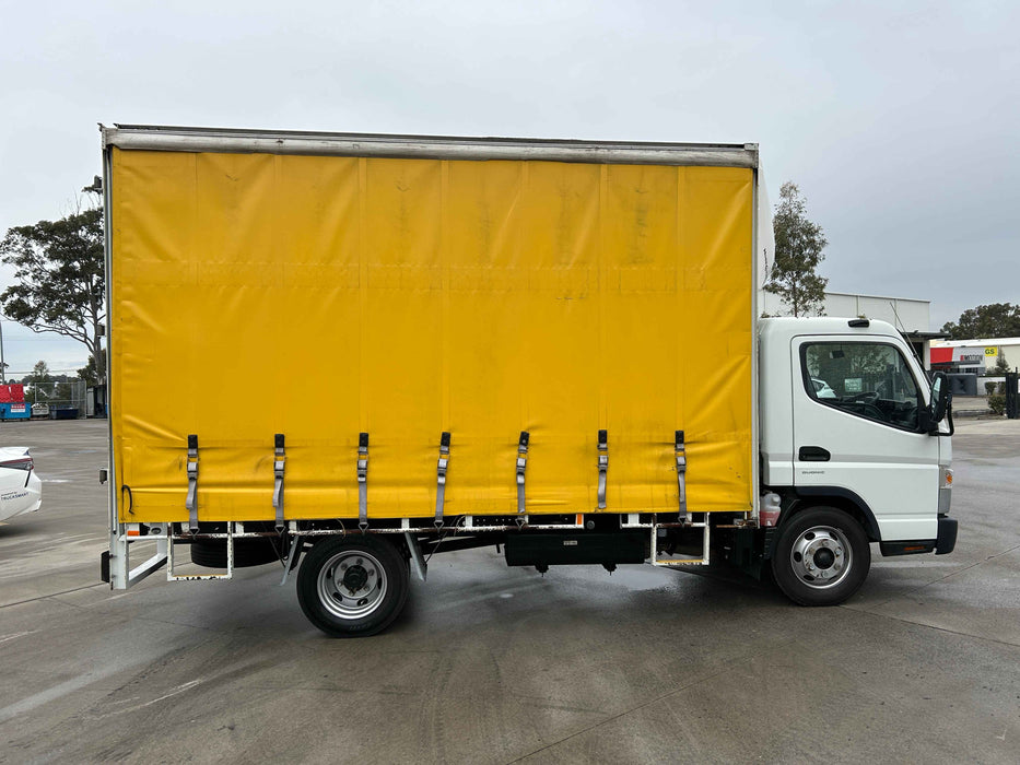 2018 Fuso Canter 815