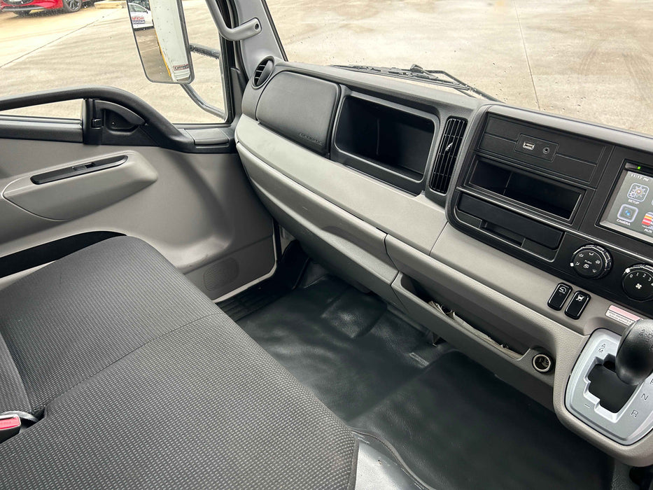 2018 Fuso Canter 815